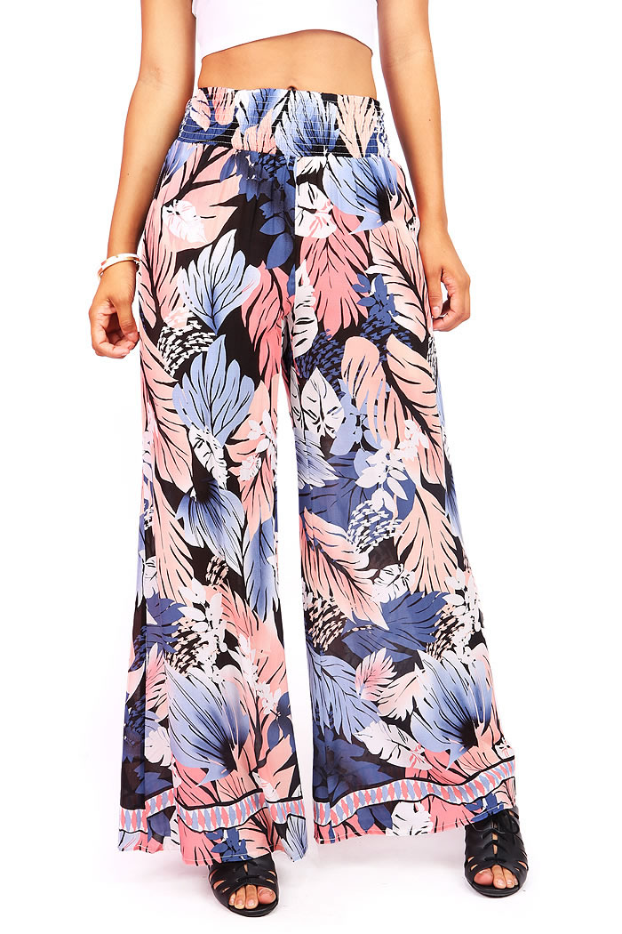 Trendy Distressed Jeans, Denim Skinnys, Shorts, Yoga Pants, Wide Leg